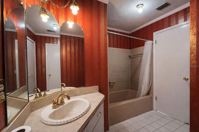 355 SW MARVIN BURNETT ROAD, Lake City, FL 32025