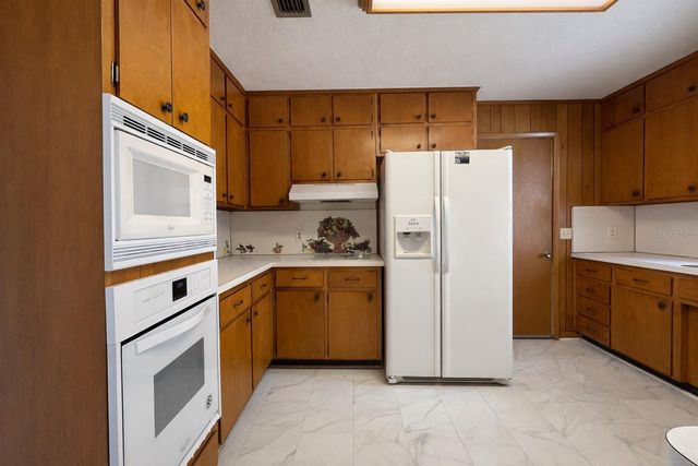 355 SW MARVIN BURNETT ROAD, Lake City, FL 32025