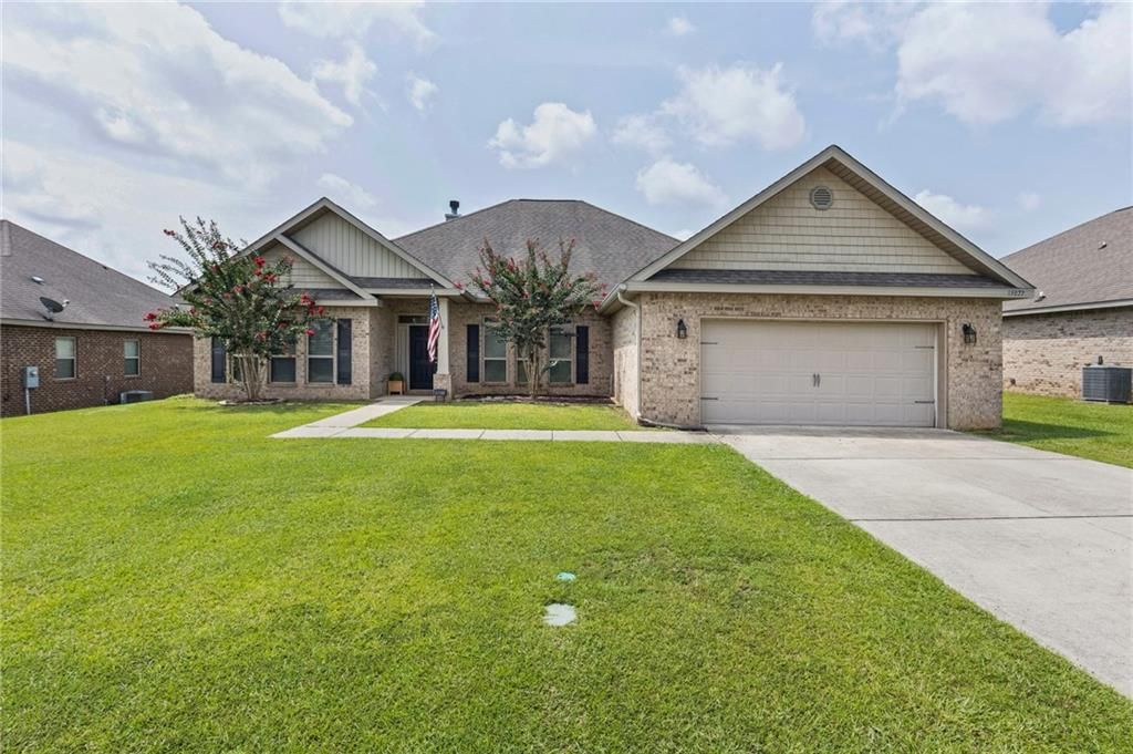 13077 Tara Point Drive, Mobile, AL 36695 — exterior