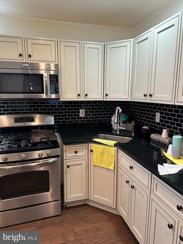 4833 D ST, Philadelphia, PA 19120