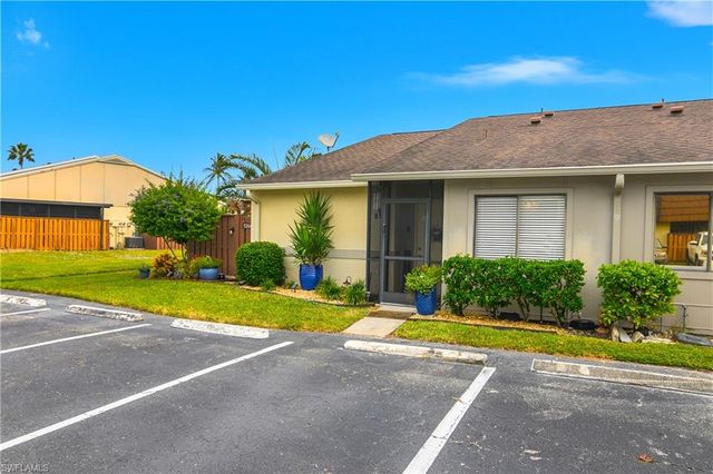 5266 Cedarbend DR 1, Fort Myers, FL 33919