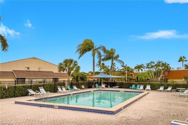 5266 Cedarbend DR 1, Fort Myers, FL 33919