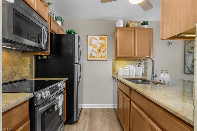 5266 Cedarbend DR 1, Fort Myers, FL 33919