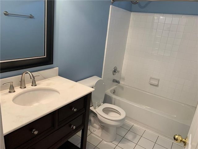 1172 Rhyne Chase SE, Smyrna, GA 30082