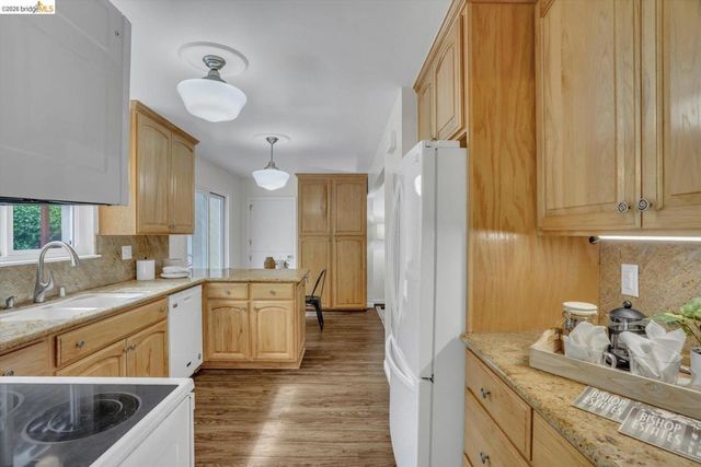 1878 Polk ST, Concord, CA 94521