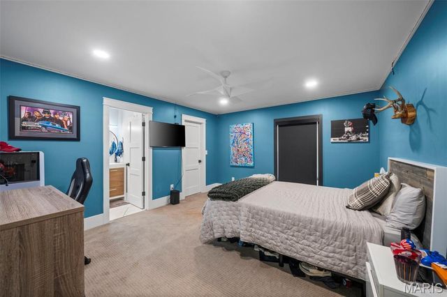 132 Mystic Meadows Lane, Creve Coeur, MO 63141