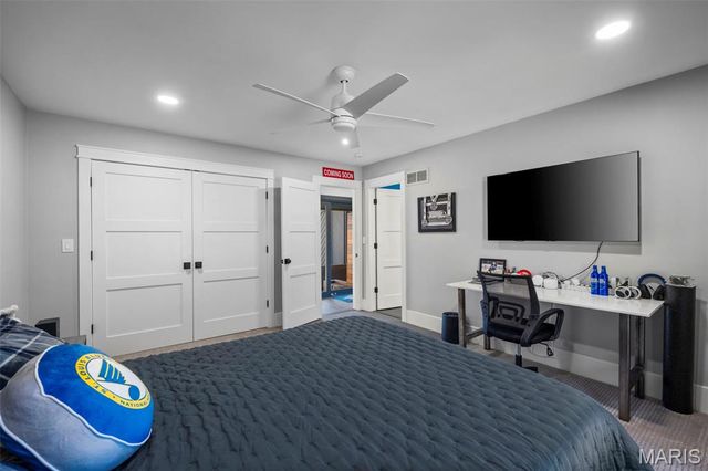 132 Mystic Meadows Lane, Creve Coeur, MO 63141