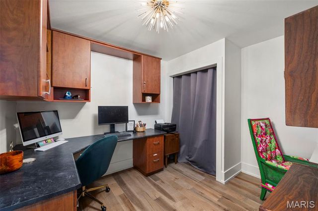 132 Mystic Meadows Lane, Creve Coeur, MO 63141