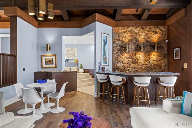 132 Mystic Meadows Lane, Creve Coeur, MO 63141