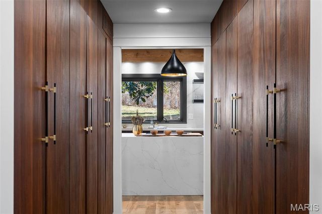 132 Mystic Meadows Lane, Creve Coeur, MO 63141