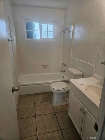 1543 Elizabeth Lake, Palmdale, CA 93551