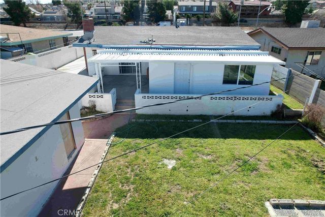 1543 Elizabeth Lake, Palmdale, CA 93551