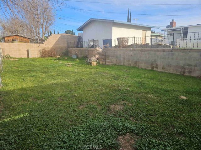 1543 Elizabeth Lake, Palmdale, CA 93551