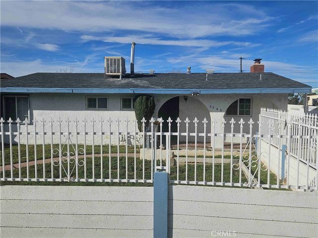 1543 Elizabeth Lake, Palmdale, CA 93551