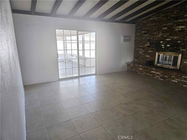 1543 Elizabeth Lake, Palmdale, CA 93551