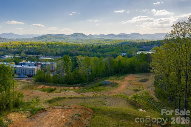 514 Sunset Villas Lane, Asheville, NC 28804