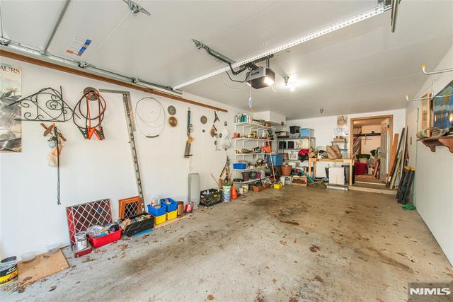 309 Mark Twain Way, Mahwah, NJ 07430