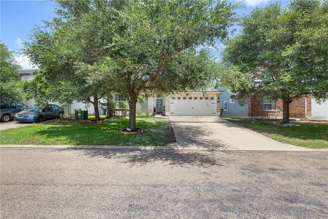 15111 Faircrest Drive, College Station, TX 77845
