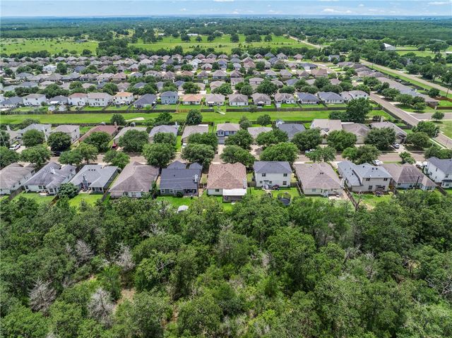 15111 Faircrest Drive, College Station, TX 77845