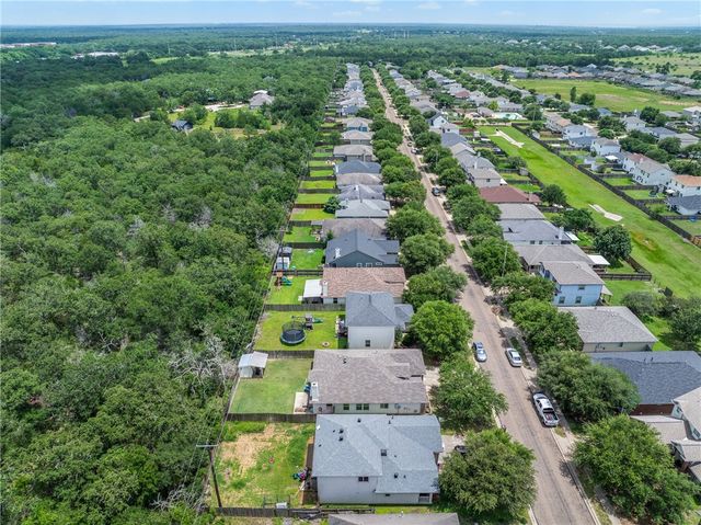 15111 Faircrest Drive, College Station, TX 77845