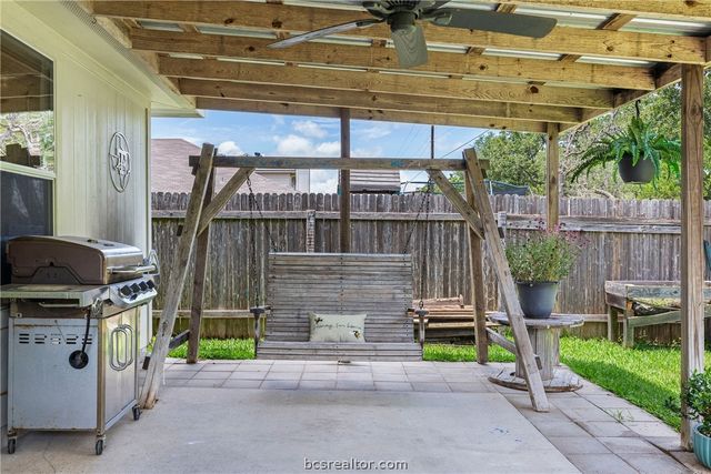 15111 Faircrest Drive, College Station, TX 77845