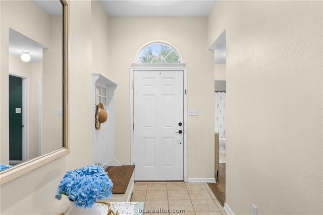 15111 Faircrest Drive, College Station, TX 77845