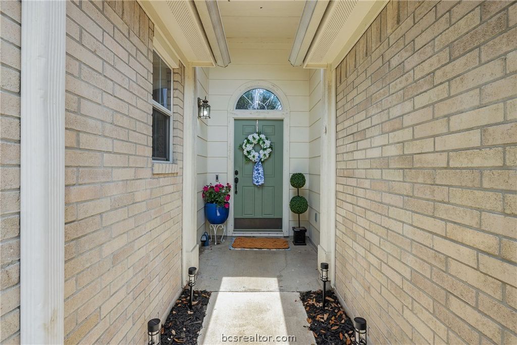 15111 Faircrest Drive, College Station, TX 77845 — photo 4