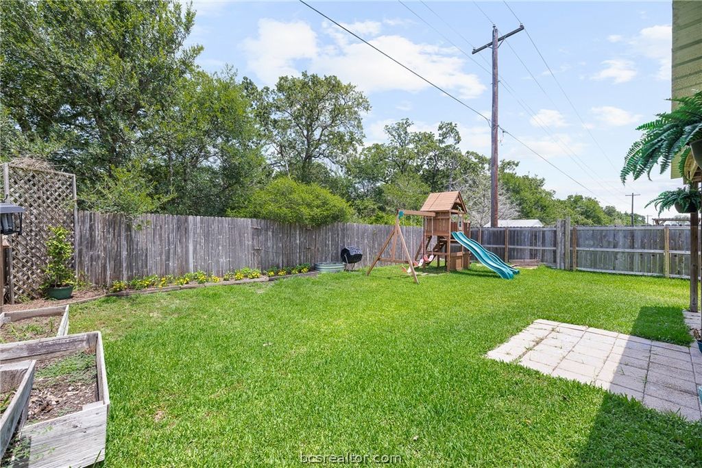 15111 Faircrest Drive, College Station, TX 77845 — photo 5