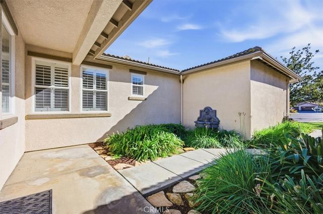 7101 Tawny Owl Court, Eastvale, CA 92880