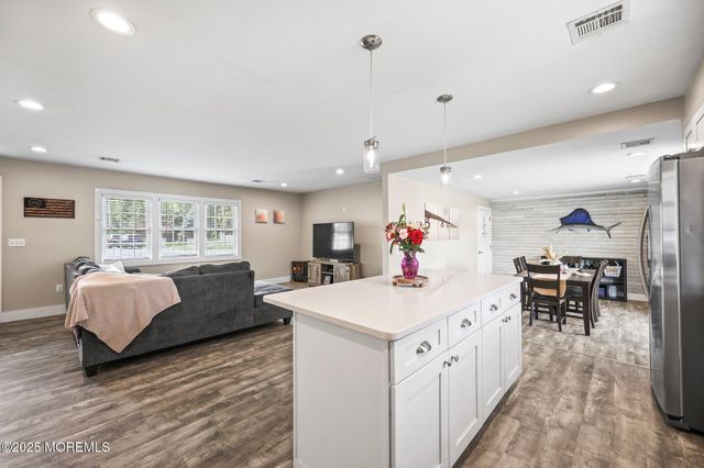 39 Sloop Creek Road, Bayville, NJ 08721