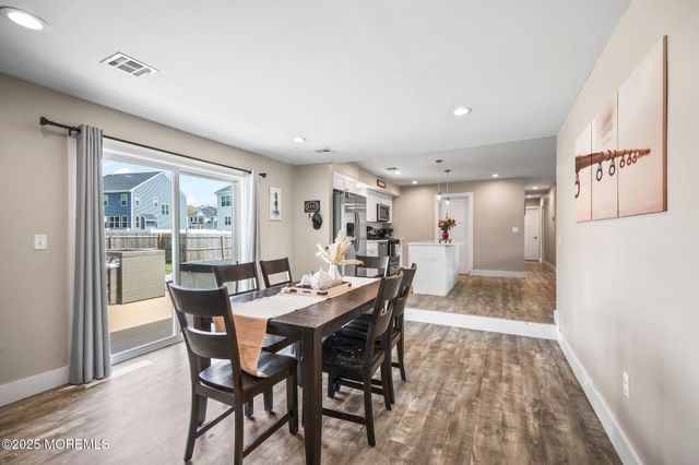 39 Sloop Creek Road, Bayville, NJ 08721