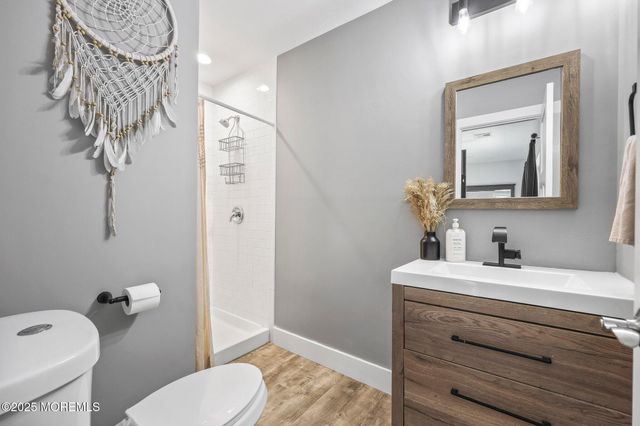 39 Sloop Creek Road, Bayville, NJ 08721