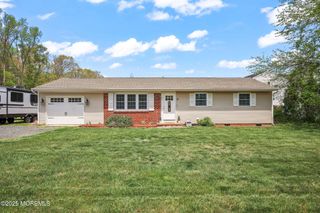 39 Sloop Creek Road, Bayville, NJ 08721