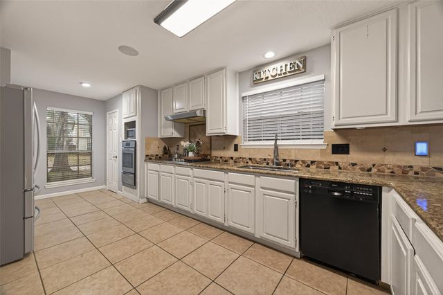 12206 Paddock Way, Houston, TX 77065