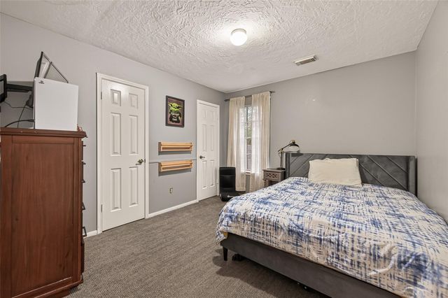 12206 Paddock Way, Houston, TX 77065