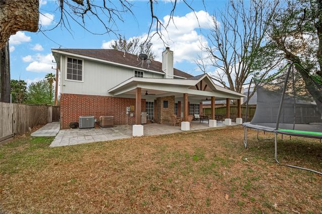 12206 Paddock Way, Houston, TX 77065