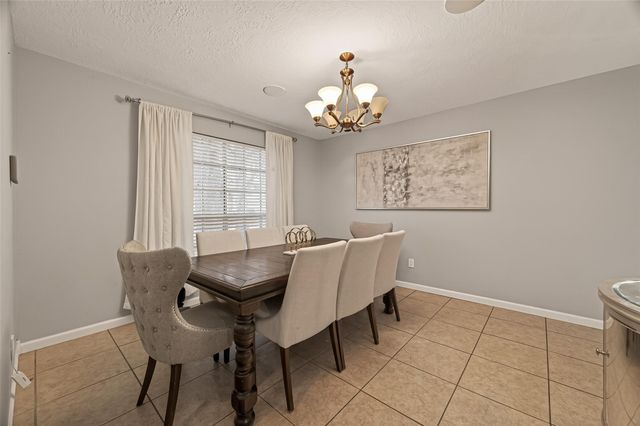 12206 Paddock Way, Houston, TX 77065