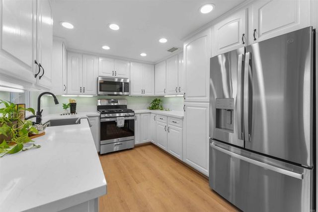 1401 N Elm Street, Escondido, CA 92025