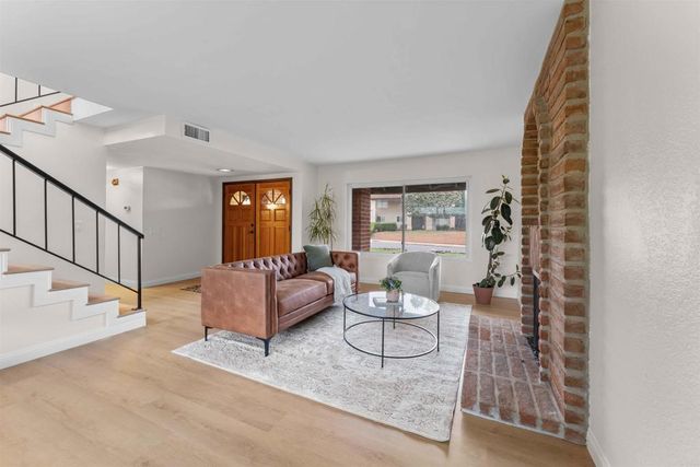 1401 N Elm Street, Escondido, CA 92025