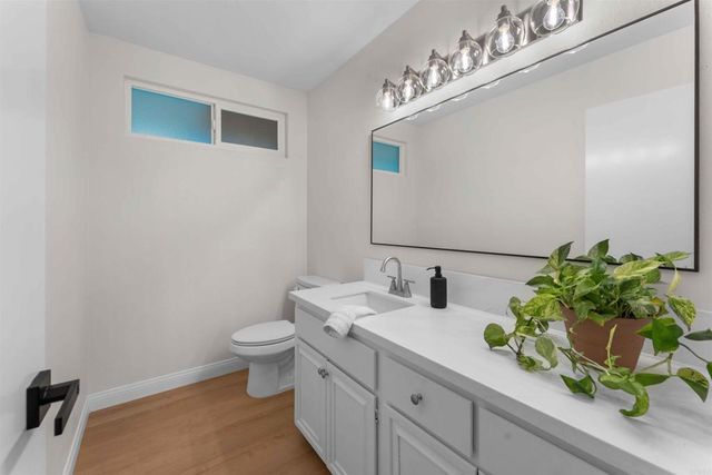 1401 N Elm Street, Escondido, CA 92025