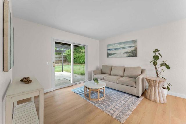 1401 N Elm Street, Escondido, CA 92025