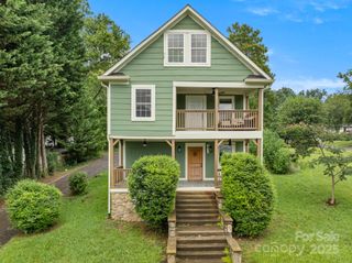 41 Vance Avenue, Black Mountain, NC 28711