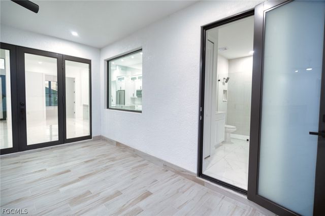 9 NW 12th PL, Cape Coral, FL 33993