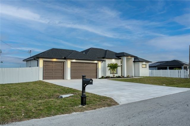 9 NW 12th PL, Cape Coral, FL 33993