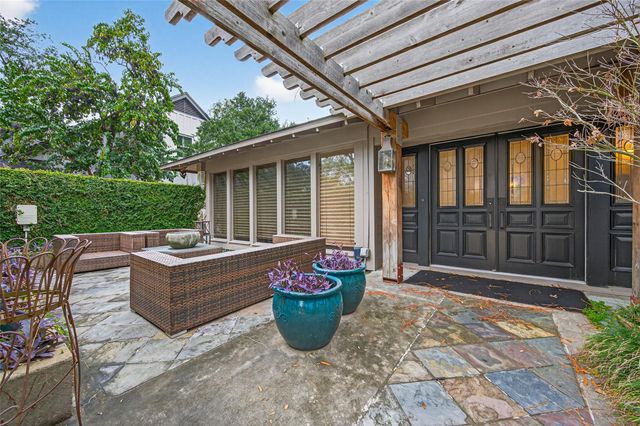 10034 Meadow Lake Lane, Houston, TX 77042