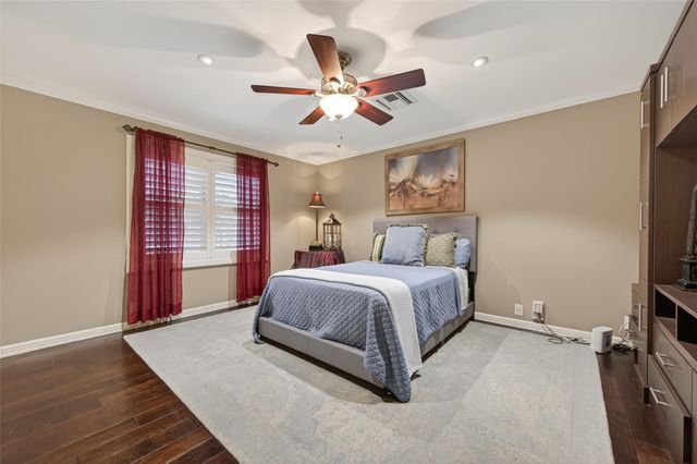 10034 Meadow Lake Lane, Houston, TX 77042