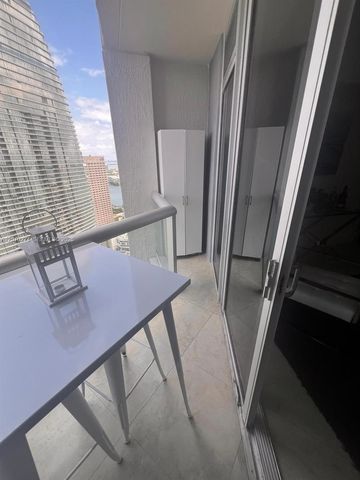 475 Brickell Ave 4508, Miami, FL 33131