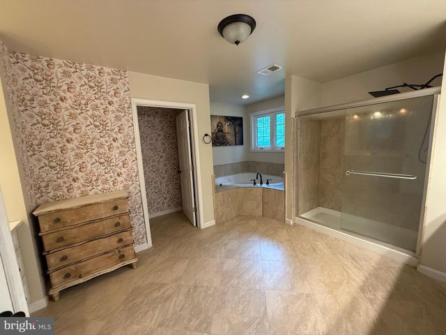 3209 SHOREVIEW RD, Triangle, VA 22172