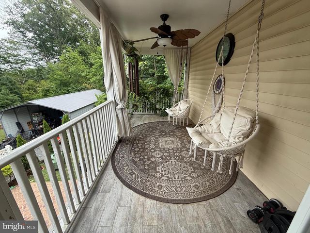 3209 SHOREVIEW RD, Triangle, VA 22172