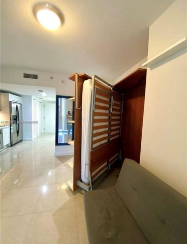 185 SW 7th St 1406, Miami, FL 33130